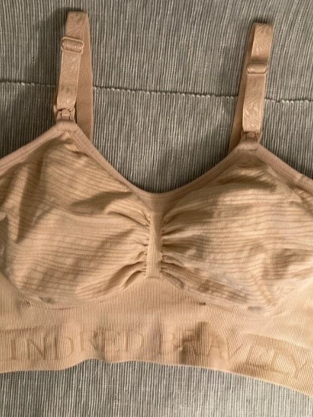 Kindred Bravely Beige Sublime Hands Free Pumping & Nursing Bra Size Large